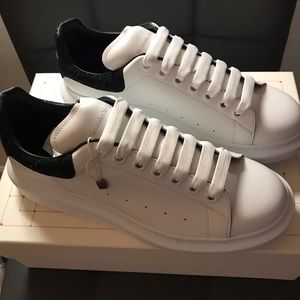 Alexander Mcqueen Size (9) 100% Authentic